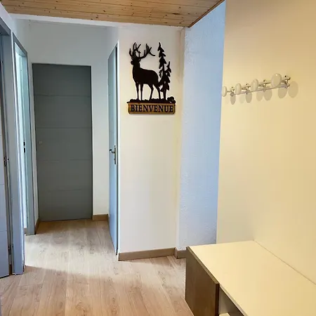 A L'oree Des Bois Apartament *